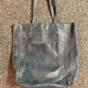 Latico Leather tote/shoulder bag!